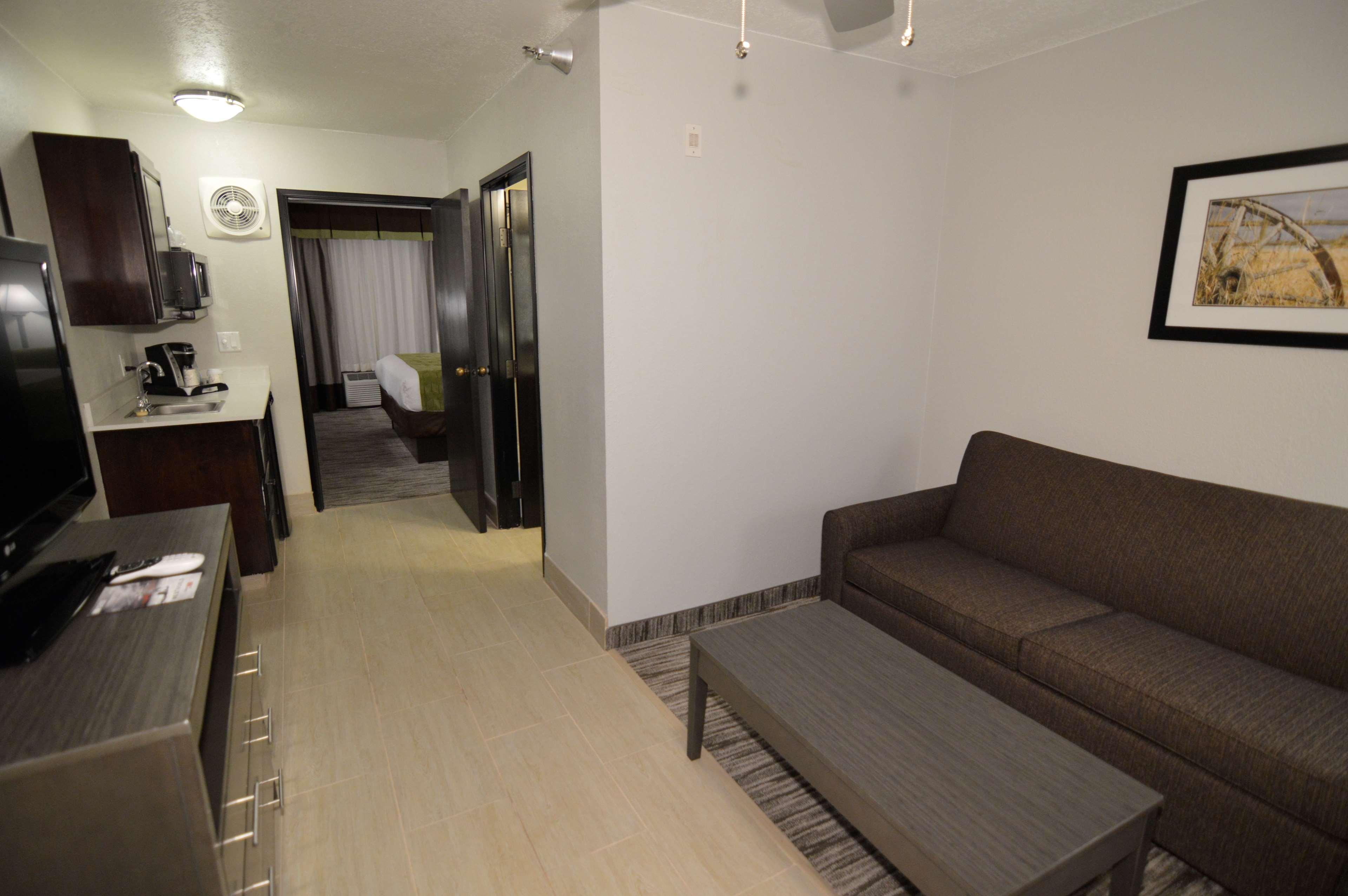Best Western Plus Liberal Hotel & Suites Extérieur photo